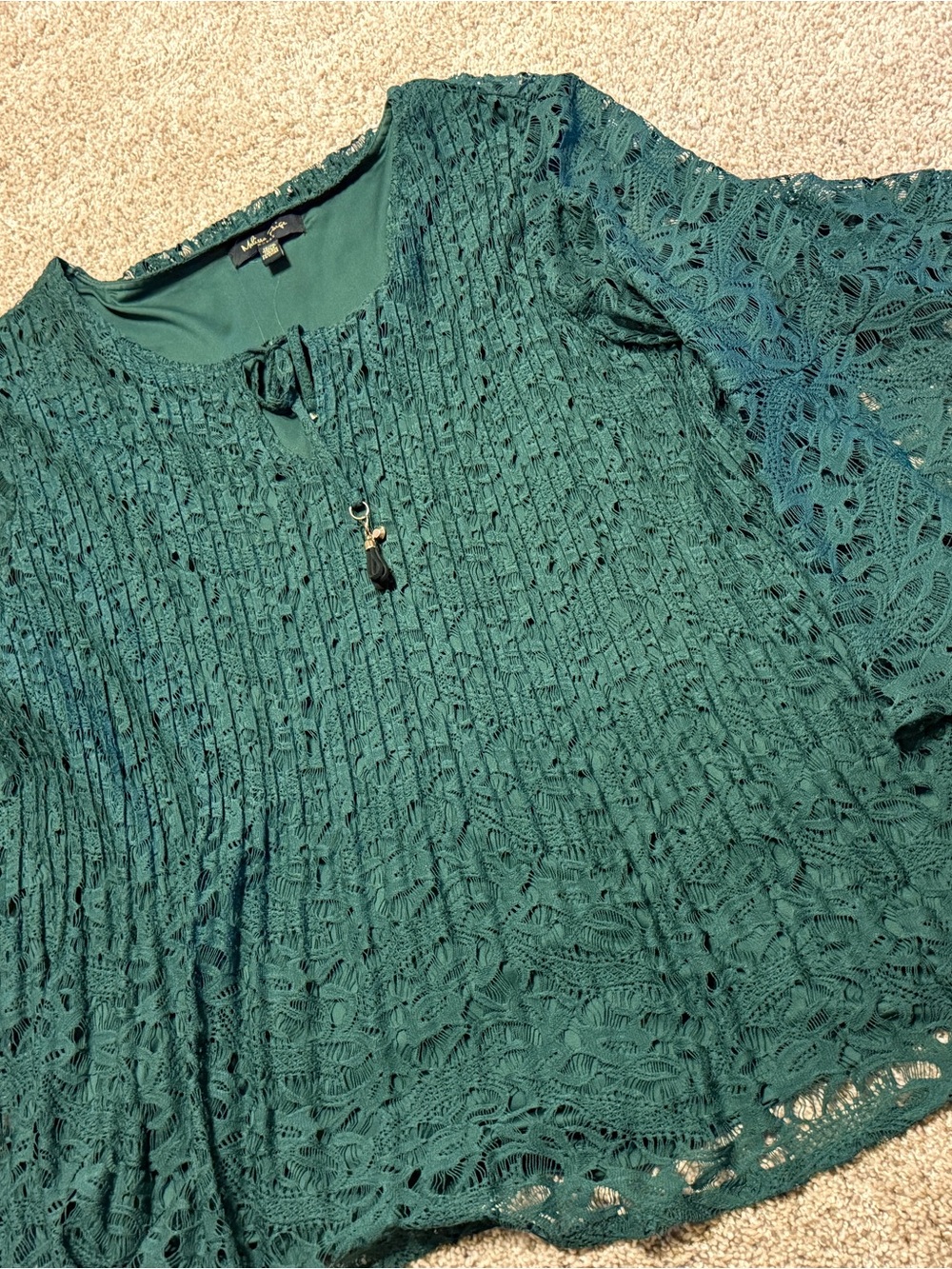 Melissa Paige green crinkle Lace Blouse
